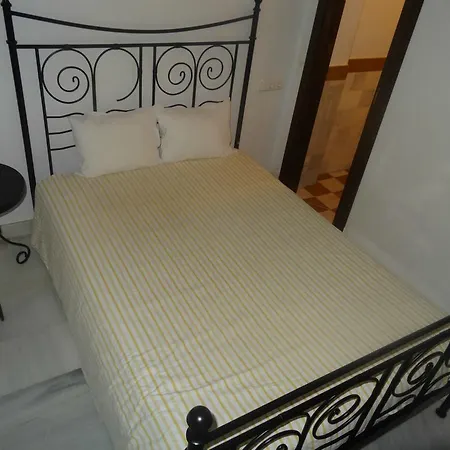 - Jinetes, 13 Appartement
